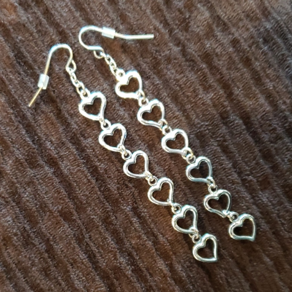 Drop Heart Earings